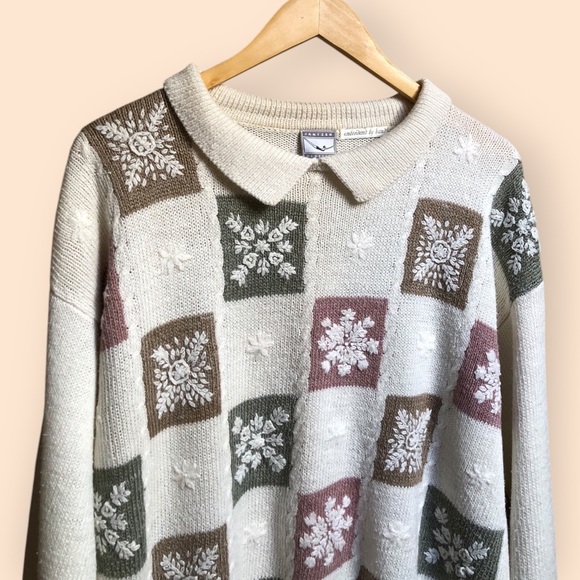 Vintage 90s Jantzen Classics Embroidered Snowflake Checkered Collared Sweater - Picture 4 of 11